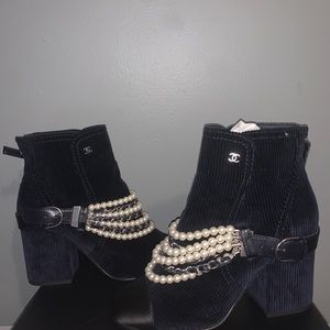 Velvet chanel Short Boots